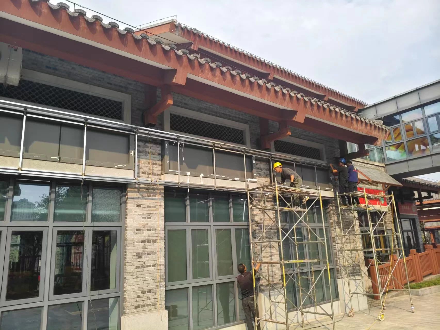 1744855657156256.jpg 11.jpg